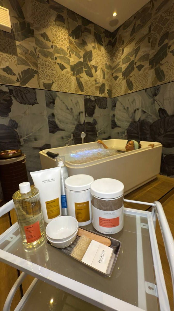The bath ritual trolley