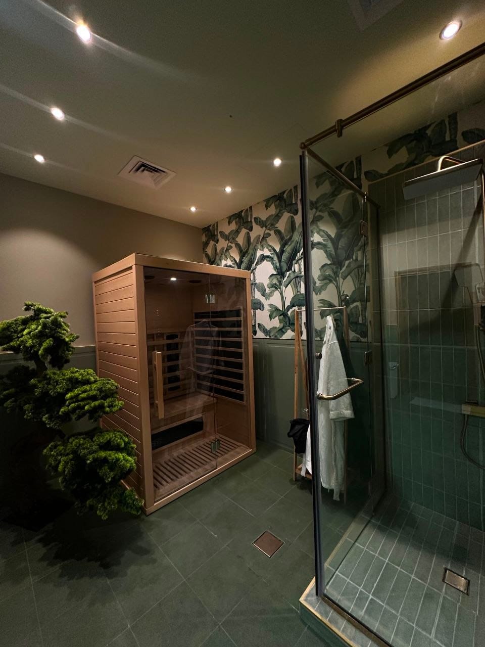 Jacuzzi suite